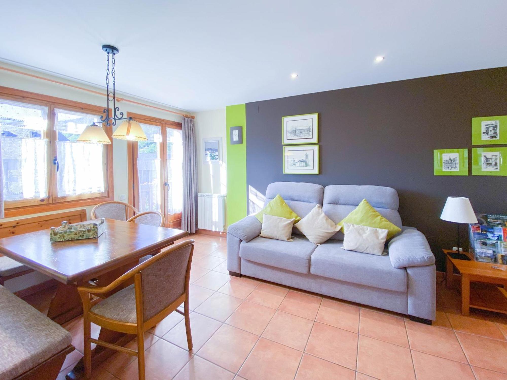 Apartaments La Bonaigua Valencia D'Aneu ภายนอก รูปภาพ